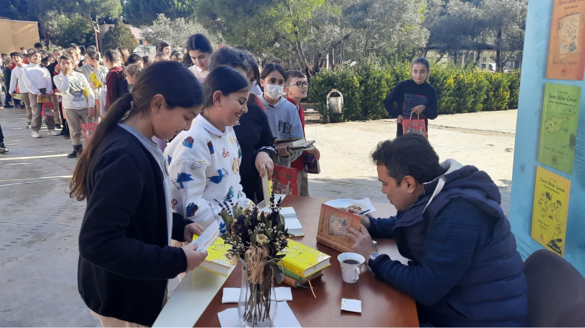 Eğitimci Yazar Ahmet Şerif İZGÖREN'in Okulumuza Ziyareti
